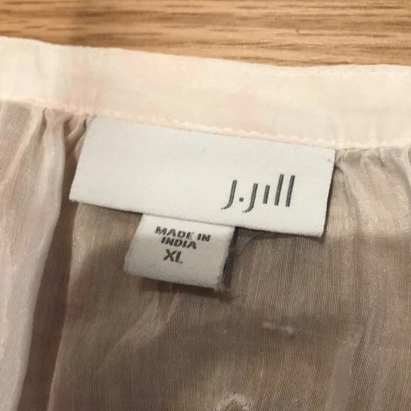 Preowned women’s JJill  sheer blouse XL Nice - Picture 4 of 9